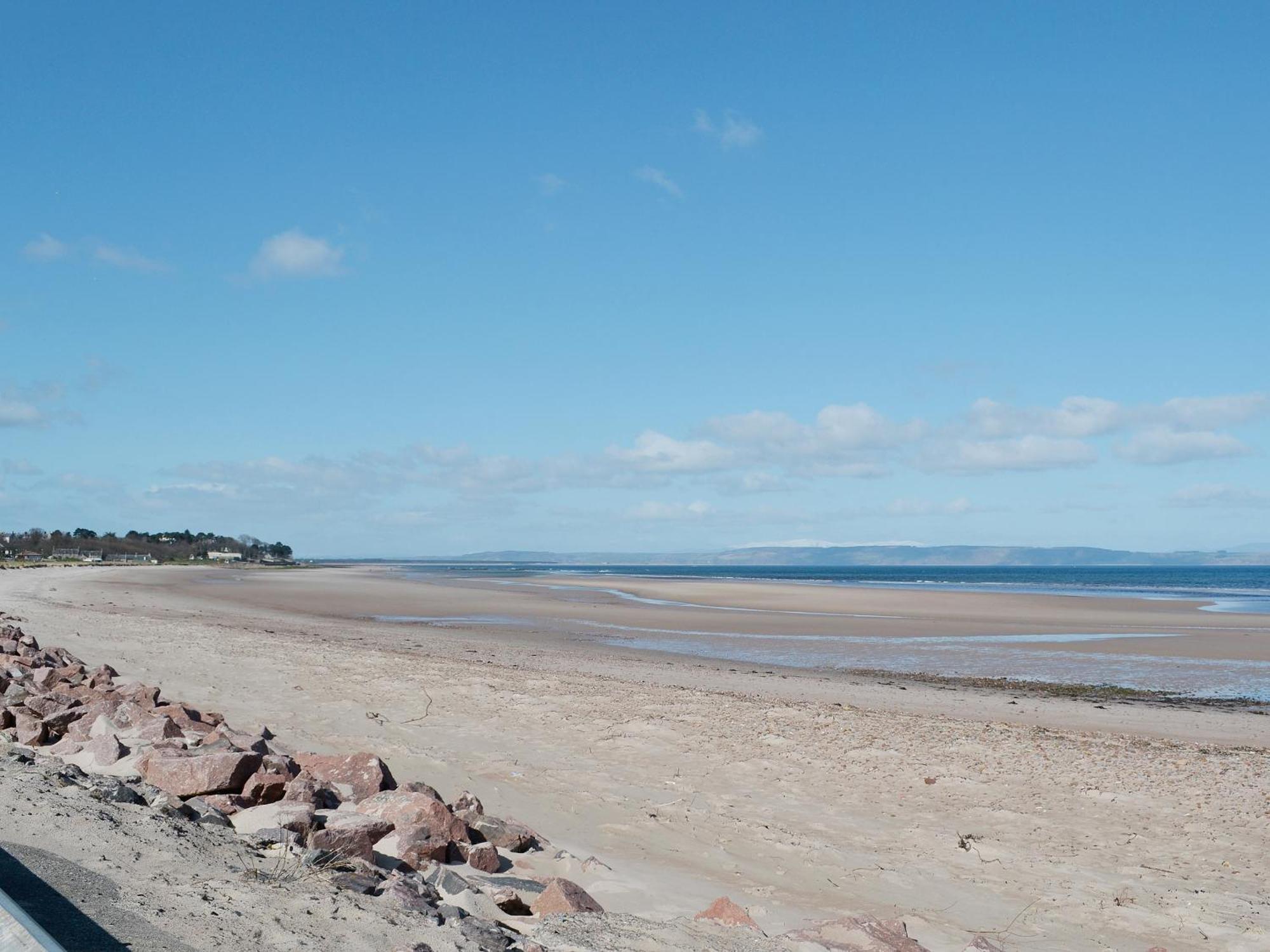 Sandy Beach Nairn Exterior photo
